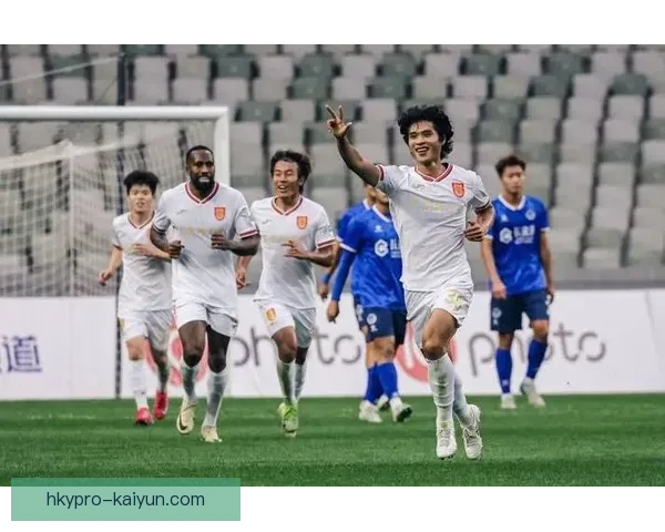 足球替补表现持续提升，助力球队在关键时刻实现转机