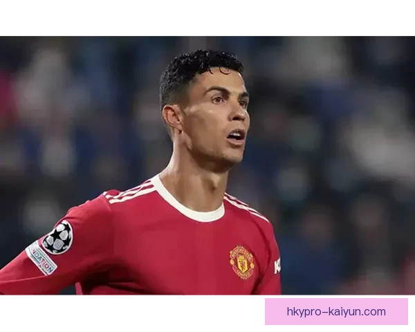 英超朗斯塔夫状态回暖，近期表现稳健引发关注