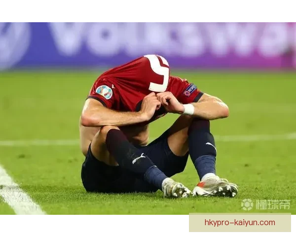 捷克绍切克在西汉姆展现核心表现，球队状态持续回暖