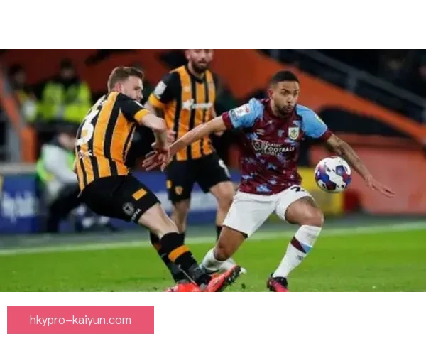 阿什利·扬职业生涯轨迹：从维拉青训到曼联主力，辗转多队后状态回暖